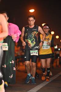 BIB: 27284, 26852, 386
                            <button type="button" onclick="openModal(7624340)" class="btn btn-primary btn-sm float-right btn-popup" data-toggle="modal" data-target=".modal-high-quality">
                        <i class="fas fa-shopping-cart"></i> Add to Cart
                    </button>
                                            <button type="button" onclick="isThisMe(7624340, true)" class="btn btn-success btn-sm float-right btn-popup btn-isme hidden" data-toggle="tooltip" data-placement="bottom" title="นี่คือรูปของคุณใช่ไหม คลิกที่นี่เพื่อเอาเข้าอัลบั้ม">
                        <i class="fas fa-plus"></i> Add to album
                    </button>
                    <button type="button" onclick="isThisMe(7624340, false)" class="btn btn-warning btn-sm float-right btn-popup btn-isnotme hidden">
                        <i class="fas fa-ban"></i> Remove from album
                    </button>