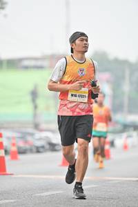 BIB: 17321
                            <button type="button" onclick="openModal(7790299)" class="btn btn-primary btn-sm float-right btn-popup" data-toggle="modal" data-target=".modal-high-quality">
                        <i class="fas fa-shopping-cart"></i> Add to Cart
                    </button>
                                            <button type="button" onclick="isThisMe(7790299, true)" class="btn btn-success btn-sm float-right btn-popup btn-isme hidden" data-toggle="tooltip" data-placement="bottom" title="นี่คือรูปของคุณใช่ไหม คลิกที่นี่เพื่อเอาเข้าอัลบั้ม">
                        <i class="fas fa-plus"></i> Add to album
                    </button>
                    <button type="button" onclick="isThisMe(7790299, false)" class="btn btn-warning btn-sm float-right btn-popup btn-isnotme hidden">
                        <i class="fas fa-ban"></i> Remove from album
                    </button>