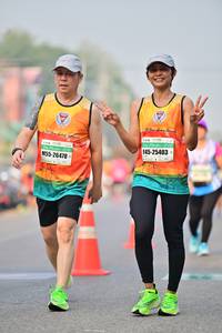 BIB: 25403, 26478
                            <button type="button" onclick="openModal(8284213)" class="btn btn-primary btn-sm float-right btn-popup" data-toggle="modal" data-target=".modal-high-quality">
                        <i class="fas fa-shopping-cart"></i> Add to Cart
                    </button>
                                            <button type="button" onclick="isThisMe(8284213, true)" class="btn btn-success btn-sm float-right btn-popup btn-isme hidden" data-toggle="tooltip" data-placement="bottom" title="นี่คือรูปของคุณใช่ไหม คลิกที่นี่เพื่อเอาเข้าอัลบั้ม">
                        <i class="fas fa-plus"></i> Add to album
                    </button>
                    <button type="button" onclick="isThisMe(8284213, false)" class="btn btn-warning btn-sm float-right btn-popup btn-isnotme hidden">
                        <i class="fas fa-ban"></i> Remove from album
                    </button>