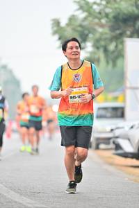 BIB: 112
                            <button type="button" onclick="openModal(7796908)" class="btn btn-primary btn-sm float-right btn-popup" data-toggle="modal" data-target=".modal-high-quality">
                        <i class="fas fa-shopping-cart"></i> Add to Cart
                    </button>
                                            <button type="button" onclick="isThisMe(7796908, true)" class="btn btn-success btn-sm float-right btn-popup btn-isme hidden" data-toggle="tooltip" data-placement="bottom" title="นี่คือรูปของคุณใช่ไหม คลิกที่นี่เพื่อเอาเข้าอัลบั้ม">
                        <i class="fas fa-plus"></i> Add to album
                    </button>
                    <button type="button" onclick="isThisMe(7796908, false)" class="btn btn-warning btn-sm float-right btn-popup btn-isnotme hidden">
                        <i class="fas fa-ban"></i> Remove from album
                    </button>
