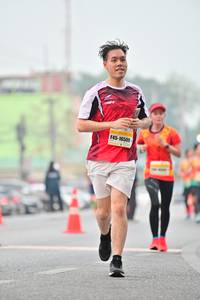 BIB: 16509
                            <button type="button" onclick="openModal(7802280)" class="btn btn-primary btn-sm float-right btn-popup" data-toggle="modal" data-target=".modal-high-quality">
                        <i class="fas fa-shopping-cart"></i> Add to Cart
                    </button>
                                            <button type="button" onclick="isThisMe(7802280, true)" class="btn btn-success btn-sm float-right btn-popup btn-isme hidden" data-toggle="tooltip" data-placement="bottom" title="นี่คือรูปของคุณใช่ไหม คลิกที่นี่เพื่อเอาเข้าอัลบั้ม">
                        <i class="fas fa-plus"></i> Add to album
                    </button>
                    <button type="button" onclick="isThisMe(7802280, false)" class="btn btn-warning btn-sm float-right btn-popup btn-isnotme hidden">
                        <i class="fas fa-ban"></i> Remove from album
                    </button>