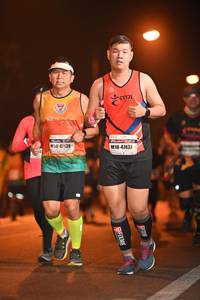 BIB: 47139, 47437
                            <button type="button" onclick="openModal(7496814)" class="btn btn-primary btn-sm float-right btn-popup" data-toggle="modal" data-target=".modal-high-quality">
                        <i class="fas fa-shopping-cart"></i> Add to Cart
                    </button>
                                            <button type="button" onclick="isThisMe(7496814, true)" class="btn btn-success btn-sm float-right btn-popup btn-isme hidden" data-toggle="tooltip" data-placement="bottom" title="นี่คือรูปของคุณใช่ไหม คลิกที่นี่เพื่อเอาเข้าอัลบั้ม">
                        <i class="fas fa-plus"></i> Add to album
                    </button>
                    <button type="button" onclick="isThisMe(7496814, false)" class="btn btn-warning btn-sm float-right btn-popup btn-isnotme hidden">
                        <i class="fas fa-ban"></i> Remove from album
                    </button>