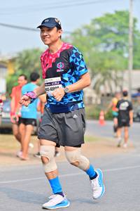 BIB: 40800
                            <button type="button" onclick="openModal(7425892)" class="btn btn-primary btn-sm float-right btn-popup" data-toggle="modal" data-target=".modal-high-quality">
                        <i class="fas fa-shopping-cart"></i> Add to Cart
                    </button>
                                            <button type="button" onclick="isThisMe(7425892, true)" class="btn btn-success btn-sm float-right btn-popup btn-isme hidden" data-toggle="tooltip" data-placement="bottom" title="นี่คือรูปของคุณใช่ไหม คลิกที่นี่เพื่อเอาเข้าอัลบั้ม">
                        <i class="fas fa-plus"></i> Add to album
                    </button>
                    <button type="button" onclick="isThisMe(7425892, false)" class="btn btn-warning btn-sm float-right btn-popup btn-isnotme hidden">
                        <i class="fas fa-ban"></i> Remove from album
                    </button>