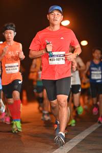 BIB: 4671, 304
                            <button type="button" onclick="openModal(7765310)" class="btn btn-primary btn-sm float-right btn-popup" data-toggle="modal" data-target=".modal-high-quality">
                        <i class="fas fa-shopping-cart"></i> Add to Cart
                    </button>
                                            <button type="button" onclick="isThisMe(7765310, true)" class="btn btn-success btn-sm float-right btn-popup btn-isme hidden" data-toggle="tooltip" data-placement="bottom" title="นี่คือรูปของคุณใช่ไหม คลิกที่นี่เพื่อเอาเข้าอัลบั้ม">
                        <i class="fas fa-plus"></i> Add to album
                    </button>
                    <button type="button" onclick="isThisMe(7765310, false)" class="btn btn-warning btn-sm float-right btn-popup btn-isnotme hidden">
                        <i class="fas fa-ban"></i> Remove from album
                    </button>