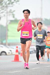 BIB: 11801
                            <button type="button" onclick="openModal(7795580)" class="btn btn-primary btn-sm float-right btn-popup" data-toggle="modal" data-target=".modal-high-quality">
                        <i class="fas fa-shopping-cart"></i> Add to Cart
                    </button>
                                            <button type="button" onclick="isThisMe(7795580, true)" class="btn btn-success btn-sm float-right btn-popup btn-isme hidden" data-toggle="tooltip" data-placement="bottom" title="นี่คือรูปของคุณใช่ไหม คลิกที่นี่เพื่อเอาเข้าอัลบั้ม">
                        <i class="fas fa-plus"></i> Add to album
                    </button>
                    <button type="button" onclick="isThisMe(7795580, false)" class="btn btn-warning btn-sm float-right btn-popup btn-isnotme hidden">
                        <i class="fas fa-ban"></i> Remove from album
                    </button>