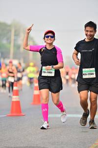 BIB: 20951, 22565
                            <button type="button" onclick="openModal(8256754)" class="btn btn-primary btn-sm float-right btn-popup" data-toggle="modal" data-target=".modal-high-quality">
                        <i class="fas fa-shopping-cart"></i> Add to Cart
                    </button>
                                            <button type="button" onclick="isThisMe(8256754, true)" class="btn btn-success btn-sm float-right btn-popup btn-isme hidden" data-toggle="tooltip" data-placement="bottom" title="นี่คือรูปของคุณใช่ไหม คลิกที่นี่เพื่อเอาเข้าอัลบั้ม">
                        <i class="fas fa-plus"></i> Add to album
                    </button>
                    <button type="button" onclick="isThisMe(8256754, false)" class="btn btn-warning btn-sm float-right btn-popup btn-isnotme hidden">
                        <i class="fas fa-ban"></i> Remove from album
                    </button>