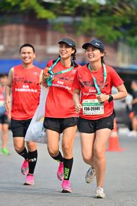 BIB: 25141
                            <button type="button" onclick="openModal(7428025)" class="btn btn-primary btn-sm float-right btn-popup" data-toggle="modal" data-target=".modal-high-quality">
                        <i class="fas fa-shopping-cart"></i> Add to Cart
                    </button>
                                            <button type="button" onclick="isThisMe(7428025, true)" class="btn btn-success btn-sm float-right btn-popup btn-isme hidden" data-toggle="tooltip" data-placement="bottom" title="นี่คือรูปของคุณใช่ไหม คลิกที่นี่เพื่อเอาเข้าอัลบั้ม">
                        <i class="fas fa-plus"></i> Add to album
                    </button>
                    <button type="button" onclick="isThisMe(7428025, false)" class="btn btn-warning btn-sm float-right btn-popup btn-isnotme hidden">
                        <i class="fas fa-ban"></i> Remove from album
                    </button>