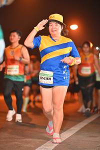 BIB: 868, 27870
                            <button type="button" onclick="openModal(7629157)" class="btn btn-primary btn-sm float-right btn-popup" data-toggle="modal" data-target=".modal-high-quality">
                        <i class="fas fa-shopping-cart"></i> Add to Cart
                    </button>
                                            <button type="button" onclick="isThisMe(7629157, true)" class="btn btn-success btn-sm float-right btn-popup btn-isme hidden" data-toggle="tooltip" data-placement="bottom" title="นี่คือรูปของคุณใช่ไหม คลิกที่นี่เพื่อเอาเข้าอัลบั้ม">
                        <i class="fas fa-plus"></i> Add to album
                    </button>
                    <button type="button" onclick="isThisMe(7629157, false)" class="btn btn-warning btn-sm float-right btn-popup btn-isnotme hidden">
                        <i class="fas fa-ban"></i> Remove from album
                    </button>