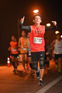 BIB: 338
                            <button type="button" onclick="openModal(7765749)" class="btn btn-primary btn-sm float-right btn-popup" data-toggle="modal" data-target=".modal-high-quality">
                        <i class="fas fa-shopping-cart"></i> Add to Cart
                    </button>
                                            <button type="button" onclick="isThisMe(7765749, true)" class="btn btn-success btn-sm float-right btn-popup btn-isme hidden" data-toggle="tooltip" data-placement="bottom" title="นี่คือรูปของคุณใช่ไหม คลิกที่นี่เพื่อเอาเข้าอัลบั้ม">
                        <i class="fas fa-plus"></i> Add to album
                    </button>
                    <button type="button" onclick="isThisMe(7765749, false)" class="btn btn-warning btn-sm float-right btn-popup btn-isnotme hidden">
                        <i class="fas fa-ban"></i> Remove from album
                    </button>