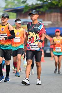 BIB: 155, 42195, 47318
                            <button type="button" onclick="openModal(7427443)" class="btn btn-primary btn-sm float-right btn-popup" data-toggle="modal" data-target=".modal-high-quality">
                        <i class="fas fa-shopping-cart"></i> Add to Cart
                    </button>
                                            <button type="button" onclick="isThisMe(7427443, true)" class="btn btn-success btn-sm float-right btn-popup btn-isme hidden" data-toggle="tooltip" data-placement="bottom" title="นี่คือรูปของคุณใช่ไหม คลิกที่นี่เพื่อเอาเข้าอัลบั้ม">
                        <i class="fas fa-plus"></i> Add to album
                    </button>
                    <button type="button" onclick="isThisMe(7427443, false)" class="btn btn-warning btn-sm float-right btn-popup btn-isnotme hidden">
                        <i class="fas fa-ban"></i> Remove from album
                    </button>