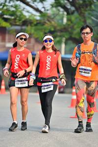 BIB: 46639, 40201, 40080
                            <button type="button" onclick="openModal(7435661)" class="btn btn-primary btn-sm float-right btn-popup" data-toggle="modal" data-target=".modal-high-quality">
                        <i class="fas fa-shopping-cart"></i> Add to Cart
                    </button>
                                            <button type="button" onclick="isThisMe(7435661, true)" class="btn btn-success btn-sm float-right btn-popup btn-isme hidden" data-toggle="tooltip" data-placement="bottom" title="นี่คือรูปของคุณใช่ไหม คลิกที่นี่เพื่อเอาเข้าอัลบั้ม">
                        <i class="fas fa-plus"></i> Add to album
                    </button>
                    <button type="button" onclick="isThisMe(7435661, false)" class="btn btn-warning btn-sm float-right btn-popup btn-isnotme hidden">
                        <i class="fas fa-ban"></i> Remove from album
                    </button>