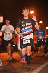 BIB: 42221
                            <button type="button" onclick="openModal(7773072)" class="btn btn-primary btn-sm float-right btn-popup" data-toggle="modal" data-target=".modal-high-quality">
                        <i class="fas fa-shopping-cart"></i> Add to Cart
                    </button>
                                            <button type="button" onclick="isThisMe(7773072, true)" class="btn btn-success btn-sm float-right btn-popup btn-isme hidden" data-toggle="tooltip" data-placement="bottom" title="นี่คือรูปของคุณใช่ไหม คลิกที่นี่เพื่อเอาเข้าอัลบั้ม">
                        <i class="fas fa-plus"></i> Add to album
                    </button>
                    <button type="button" onclick="isThisMe(7773072, false)" class="btn btn-warning btn-sm float-right btn-popup btn-isnotme hidden">
                        <i class="fas fa-ban"></i> Remove from album
                    </button>