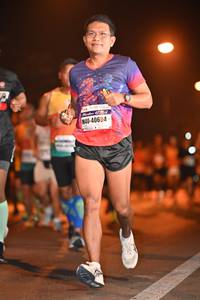 BIB: 46513, 17792, 40694
                            <button type="button" onclick="openModal(7456280)" class="btn btn-primary btn-sm float-right btn-popup" data-toggle="modal" data-target=".modal-high-quality">
                        <i class="fas fa-shopping-cart"></i> Add to Cart
                    </button>
                                            <button type="button" onclick="isThisMe(7456280, true)" class="btn btn-success btn-sm float-right btn-popup btn-isme hidden" data-toggle="tooltip" data-placement="bottom" title="นี่คือรูปของคุณใช่ไหม คลิกที่นี่เพื่อเอาเข้าอัลบั้ม">
                        <i class="fas fa-plus"></i> Add to album
                    </button>
                    <button type="button" onclick="isThisMe(7456280, false)" class="btn btn-warning btn-sm float-right btn-popup btn-isnotme hidden">
                        <i class="fas fa-ban"></i> Remove from album
                    </button>