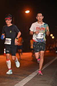 BIB: 41222, 131, 48087
                            <button type="button" onclick="openModal(7451252)" class="btn btn-primary btn-sm float-right btn-popup" data-toggle="modal" data-target=".modal-high-quality">
                        <i class="fas fa-shopping-cart"></i> Add to Cart
                    </button>
                                            <button type="button" onclick="isThisMe(7451252, true)" class="btn btn-success btn-sm float-right btn-popup btn-isme hidden" data-toggle="tooltip" data-placement="bottom" title="นี่คือรูปของคุณใช่ไหม คลิกที่นี่เพื่อเอาเข้าอัลบั้ม">
                        <i class="fas fa-plus"></i> Add to album
                    </button>
                    <button type="button" onclick="isThisMe(7451252, false)" class="btn btn-warning btn-sm float-right btn-popup btn-isnotme hidden">
                        <i class="fas fa-ban"></i> Remove from album
                    </button>