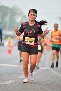 BIB: 10317
                            <button type="button" onclick="openModal(7930949)" class="btn btn-primary btn-sm float-right btn-popup" data-toggle="modal" data-target=".modal-high-quality">
                        <i class="fas fa-shopping-cart"></i> Add to Cart
                    </button>
                                            <button type="button" onclick="isThisMe(7930949, true)" class="btn btn-success btn-sm float-right btn-popup btn-isme hidden" data-toggle="tooltip" data-placement="bottom" title="นี่คือรูปของคุณใช่ไหม คลิกที่นี่เพื่อเอาเข้าอัลบั้ม">
                        <i class="fas fa-plus"></i> Add to album
                    </button>
                    <button type="button" onclick="isThisMe(7930949, false)" class="btn btn-warning btn-sm float-right btn-popup btn-isnotme hidden">
                        <i class="fas fa-ban"></i> Remove from album
                    </button>