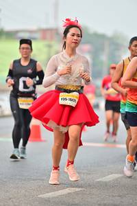 BIB: 16471
                            <button type="button" onclick="openModal(7866928)" class="btn btn-primary btn-sm float-right btn-popup" data-toggle="modal" data-target=".modal-high-quality">
                        <i class="fas fa-shopping-cart"></i> Add to Cart
                    </button>
                                            <button type="button" onclick="isThisMe(7866928, true)" class="btn btn-success btn-sm float-right btn-popup btn-isme hidden" data-toggle="tooltip" data-placement="bottom" title="นี่คือรูปของคุณใช่ไหม คลิกที่นี่เพื่อเอาเข้าอัลบั้ม">
                        <i class="fas fa-plus"></i> Add to album
                    </button>
                    <button type="button" onclick="isThisMe(7866928, false)" class="btn btn-warning btn-sm float-right btn-popup btn-isnotme hidden">
                        <i class="fas fa-ban"></i> Remove from album
                    </button>