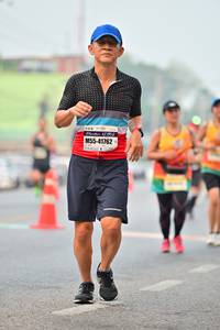 BIB: 1219, 41762
                            <button type="button" onclick="openModal(7871267)" class="btn btn-primary btn-sm float-right btn-popup" data-toggle="modal" data-target=".modal-high-quality">
                        <i class="fas fa-shopping-cart"></i> Add to Cart
                    </button>
                                            <button type="button" onclick="isThisMe(7871267, true)" class="btn btn-success btn-sm float-right btn-popup btn-isme hidden" data-toggle="tooltip" data-placement="bottom" title="นี่คือรูปของคุณใช่ไหม คลิกที่นี่เพื่อเอาเข้าอัลบั้ม">
                        <i class="fas fa-plus"></i> Add to album
                    </button>
                    <button type="button" onclick="isThisMe(7871267, false)" class="btn btn-warning btn-sm float-right btn-popup btn-isnotme hidden">
                        <i class="fas fa-ban"></i> Remove from album
                    </button>