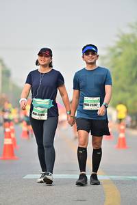 BIB: 22312, 22410
                            <button type="button" onclick="openModal(8256147)" class="btn btn-primary btn-sm float-right btn-popup" data-toggle="modal" data-target=".modal-high-quality">
                        <i class="fas fa-shopping-cart"></i> Add to Cart
                    </button>
                                            <button type="button" onclick="isThisMe(8256147, true)" class="btn btn-success btn-sm float-right btn-popup btn-isme hidden" data-toggle="tooltip" data-placement="bottom" title="นี่คือรูปของคุณใช่ไหม คลิกที่นี่เพื่อเอาเข้าอัลบั้ม">
                        <i class="fas fa-plus"></i> Add to album
                    </button>
                    <button type="button" onclick="isThisMe(8256147, false)" class="btn btn-warning btn-sm float-right btn-popup btn-isnotme hidden">
                        <i class="fas fa-ban"></i> Remove from album
                    </button>