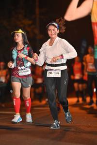 BIB: 40082, 070
                            <button type="button" onclick="openModal(7492598)" class="btn btn-primary btn-sm float-right btn-popup" data-toggle="modal" data-target=".modal-high-quality">
                        <i class="fas fa-shopping-cart"></i> Add to Cart
                    </button>
                                            <button type="button" onclick="isThisMe(7492598, true)" class="btn btn-success btn-sm float-right btn-popup btn-isme hidden" data-toggle="tooltip" data-placement="bottom" title="นี่คือรูปของคุณใช่ไหม คลิกที่นี่เพื่อเอาเข้าอัลบั้ม">
                        <i class="fas fa-plus"></i> Add to album
                    </button>
                    <button type="button" onclick="isThisMe(7492598, false)" class="btn btn-warning btn-sm float-right btn-popup btn-isnotme hidden">
                        <i class="fas fa-ban"></i> Remove from album
                    </button>