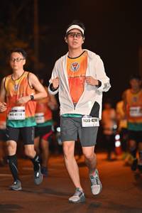 BIB: 41724, 42141
                            <button type="button" onclick="openModal(7485896)" class="btn btn-primary btn-sm float-right btn-popup" data-toggle="modal" data-target=".modal-high-quality">
                        <i class="fas fa-shopping-cart"></i> Add to Cart
                    </button>
                                            <button type="button" onclick="isThisMe(7485896, true)" class="btn btn-success btn-sm float-right btn-popup btn-isme hidden" data-toggle="tooltip" data-placement="bottom" title="นี่คือรูปของคุณใช่ไหม คลิกที่นี่เพื่อเอาเข้าอัลบั้ม">
                        <i class="fas fa-plus"></i> Add to album
                    </button>
                    <button type="button" onclick="isThisMe(7485896, false)" class="btn btn-warning btn-sm float-right btn-popup btn-isnotme hidden">
                        <i class="fas fa-ban"></i> Remove from album
                    </button>