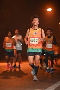 BIB: 219
                            <button type="button" onclick="openModal(7578807)" class="btn btn-primary btn-sm float-right btn-popup" data-toggle="modal" data-target=".modal-high-quality">
                        <i class="fas fa-shopping-cart"></i> Add to Cart
                    </button>
                                            <button type="button" onclick="isThisMe(7578807, true)" class="btn btn-success btn-sm float-right btn-popup btn-isme hidden" data-toggle="tooltip" data-placement="bottom" title="นี่คือรูปของคุณใช่ไหม คลิกที่นี่เพื่อเอาเข้าอัลบั้ม">
                        <i class="fas fa-plus"></i> Add to album
                    </button>
                    <button type="button" onclick="isThisMe(7578807, false)" class="btn btn-warning btn-sm float-right btn-popup btn-isnotme hidden">
                        <i class="fas fa-ban"></i> Remove from album
                    </button>