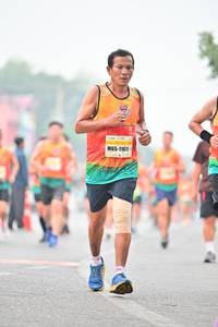 BIB: 11611
                            <button type="button" onclick="openModal(7799102)" class="btn btn-primary btn-sm float-right btn-popup" data-toggle="modal" data-target=".modal-high-quality">
                        <i class="fas fa-shopping-cart"></i> Add to Cart
                    </button>
                                            <button type="button" onclick="isThisMe(7799102, true)" class="btn btn-success btn-sm float-right btn-popup btn-isme hidden" data-toggle="tooltip" data-placement="bottom" title="นี่คือรูปของคุณใช่ไหม คลิกที่นี่เพื่อเอาเข้าอัลบั้ม">
                        <i class="fas fa-plus"></i> Add to album
                    </button>
                    <button type="button" onclick="isThisMe(7799102, false)" class="btn btn-warning btn-sm float-right btn-popup btn-isnotme hidden">
                        <i class="fas fa-ban"></i> Remove from album
                    </button>