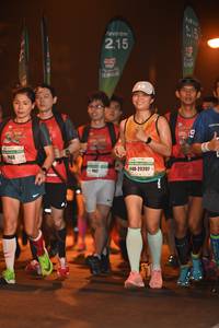 BIB: 215, 20397
                            <button type="button" onclick="openModal(7589189)" class="btn btn-primary btn-sm float-right btn-popup" data-toggle="modal" data-target=".modal-high-quality">
                        <i class="fas fa-shopping-cart"></i> Add to Cart
                    </button>
                                            <button type="button" onclick="isThisMe(7589189, true)" class="btn btn-success btn-sm float-right btn-popup btn-isme hidden" data-toggle="tooltip" data-placement="bottom" title="นี่คือรูปของคุณใช่ไหม คลิกที่นี่เพื่อเอาเข้าอัลบั้ม">
                        <i class="fas fa-plus"></i> Add to album
                    </button>
                    <button type="button" onclick="isThisMe(7589189, false)" class="btn btn-warning btn-sm float-right btn-popup btn-isnotme hidden">
                        <i class="fas fa-ban"></i> Remove from album
                    </button>