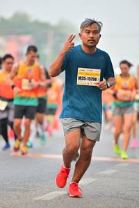 BIB: 15798
                            <button type="button" onclick="openModal(7964121)" class="btn btn-primary btn-sm float-right btn-popup" data-toggle="modal" data-target=".modal-high-quality">
                        <i class="fas fa-shopping-cart"></i> Add to Cart
                    </button>
                                            <button type="button" onclick="isThisMe(7964121, true)" class="btn btn-success btn-sm float-right btn-popup btn-isme hidden" data-toggle="tooltip" data-placement="bottom" title="นี่คือรูปของคุณใช่ไหม คลิกที่นี่เพื่อเอาเข้าอัลบั้ม">
                        <i class="fas fa-plus"></i> Add to album
                    </button>
                    <button type="button" onclick="isThisMe(7964121, false)" class="btn btn-warning btn-sm float-right btn-popup btn-isnotme hidden">
                        <i class="fas fa-ban"></i> Remove from album
                    </button>