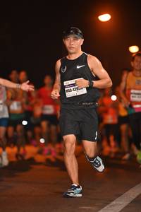 BIB: 420
                            <button type="button" onclick="openModal(7770509)" class="btn btn-primary btn-sm float-right btn-popup" data-toggle="modal" data-target=".modal-high-quality">
                        <i class="fas fa-shopping-cart"></i> Add to Cart
                    </button>
                                            <button type="button" onclick="isThisMe(7770509, true)" class="btn btn-success btn-sm float-right btn-popup btn-isme hidden" data-toggle="tooltip" data-placement="bottom" title="นี่คือรูปของคุณใช่ไหม คลิกที่นี่เพื่อเอาเข้าอัลบั้ม">
                        <i class="fas fa-plus"></i> Add to album
                    </button>
                    <button type="button" onclick="isThisMe(7770509, false)" class="btn btn-warning btn-sm float-right btn-popup btn-isnotme hidden">
                        <i class="fas fa-ban"></i> Remove from album
                    </button>