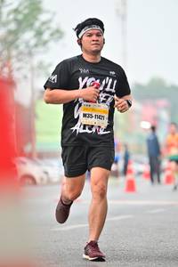 BIB: 11421
                            <button type="button" onclick="openModal(7804887)" class="btn btn-primary btn-sm float-right btn-popup" data-toggle="modal" data-target=".modal-high-quality">
                        <i class="fas fa-shopping-cart"></i> Add to Cart
                    </button>
                                            <button type="button" onclick="isThisMe(7804887, true)" class="btn btn-success btn-sm float-right btn-popup btn-isme hidden" data-toggle="tooltip" data-placement="bottom" title="นี่คือรูปของคุณใช่ไหม คลิกที่นี่เพื่อเอาเข้าอัลบั้ม">
                        <i class="fas fa-plus"></i> Add to album
                    </button>
                    <button type="button" onclick="isThisMe(7804887, false)" class="btn btn-warning btn-sm float-right btn-popup btn-isnotme hidden">
                        <i class="fas fa-ban"></i> Remove from album
                    </button>