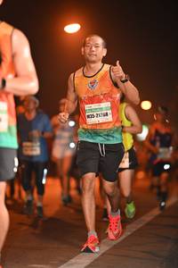 BIB: 21368
                            <button type="button" onclick="openModal(7583141)" class="btn btn-primary btn-sm float-right btn-popup" data-toggle="modal" data-target=".modal-high-quality">
                        <i class="fas fa-shopping-cart"></i> Add to Cart
                    </button>
                                            <button type="button" onclick="isThisMe(7583141, true)" class="btn btn-success btn-sm float-right btn-popup btn-isme hidden" data-toggle="tooltip" data-placement="bottom" title="นี่คือรูปของคุณใช่ไหม คลิกที่นี่เพื่อเอาเข้าอัลบั้ม">
                        <i class="fas fa-plus"></i> Add to album
                    </button>
                    <button type="button" onclick="isThisMe(7583141, false)" class="btn btn-warning btn-sm float-right btn-popup btn-isnotme hidden">
                        <i class="fas fa-ban"></i> Remove from album
                    </button>
