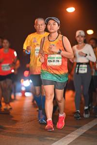 BIB: 215
                            <button type="button" onclick="openModal(7622732)" class="btn btn-primary btn-sm float-right btn-popup" data-toggle="modal" data-target=".modal-high-quality">
                        <i class="fas fa-shopping-cart"></i> Add to Cart
                    </button>
                                            <button type="button" onclick="isThisMe(7622732, true)" class="btn btn-success btn-sm float-right btn-popup btn-isme hidden" data-toggle="tooltip" data-placement="bottom" title="นี่คือรูปของคุณใช่ไหม คลิกที่นี่เพื่อเอาเข้าอัลบั้ม">
                        <i class="fas fa-plus"></i> Add to album
                    </button>
                    <button type="button" onclick="isThisMe(7622732, false)" class="btn btn-warning btn-sm float-right btn-popup btn-isnotme hidden">
                        <i class="fas fa-ban"></i> Remove from album
                    </button>