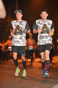 BIB: 1894, 42456
                            <button type="button" onclick="openModal(7523143)" class="btn btn-primary btn-sm float-right btn-popup" data-toggle="modal" data-target=".modal-high-quality">
                        <i class="fas fa-shopping-cart"></i> Add to Cart
                    </button>
                                            <button type="button" onclick="isThisMe(7523143, true)" class="btn btn-success btn-sm float-right btn-popup btn-isme hidden" data-toggle="tooltip" data-placement="bottom" title="นี่คือรูปของคุณใช่ไหม คลิกที่นี่เพื่อเอาเข้าอัลบั้ม">
                        <i class="fas fa-plus"></i> Add to album
                    </button>
                    <button type="button" onclick="isThisMe(7523143, false)" class="btn btn-warning btn-sm float-right btn-popup btn-isnotme hidden">
                        <i class="fas fa-ban"></i> Remove from album
                    </button>