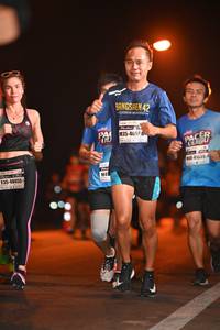 BIB: 41639, 48055
                            <button type="button" onclick="openModal(7776512)" class="btn btn-primary btn-sm float-right btn-popup" data-toggle="modal" data-target=".modal-high-quality">
                        <i class="fas fa-shopping-cart"></i> Add to Cart
                    </button>
                                            <button type="button" onclick="isThisMe(7776512, true)" class="btn btn-success btn-sm float-right btn-popup btn-isme hidden" data-toggle="tooltip" data-placement="bottom" title="นี่คือรูปของคุณใช่ไหม คลิกที่นี่เพื่อเอาเข้าอัลบั้ม">
                        <i class="fas fa-plus"></i> Add to album
                    </button>
                    <button type="button" onclick="isThisMe(7776512, false)" class="btn btn-warning btn-sm float-right btn-popup btn-isnotme hidden">
                        <i class="fas fa-ban"></i> Remove from album
                    </button>