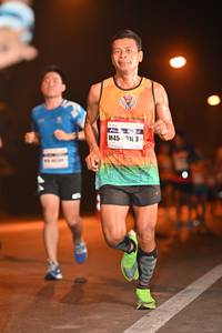 BIB: 46154, 913
                            <button type="button" onclick="openModal(7453885)" class="btn btn-primary btn-sm float-right btn-popup" data-toggle="modal" data-target=".modal-high-quality">
                        <i class="fas fa-shopping-cart"></i> Add to Cart
                    </button>
                                            <button type="button" onclick="isThisMe(7453885, true)" class="btn btn-success btn-sm float-right btn-popup btn-isme hidden" data-toggle="tooltip" data-placement="bottom" title="นี่คือรูปของคุณใช่ไหม คลิกที่นี่เพื่อเอาเข้าอัลบั้ม">
                        <i class="fas fa-plus"></i> Add to album
                    </button>
                    <button type="button" onclick="isThisMe(7453885, false)" class="btn btn-warning btn-sm float-right btn-popup btn-isnotme hidden">
                        <i class="fas fa-ban"></i> Remove from album
                    </button>