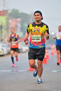 BIB: 2222, 21586
                            <button type="button" onclick="openModal(8033037)" class="btn btn-primary btn-sm float-right btn-popup" data-toggle="modal" data-target=".modal-high-quality">
                        <i class="fas fa-shopping-cart"></i> Add to Cart
                    </button>
                                            <button type="button" onclick="isThisMe(8033037, true)" class="btn btn-success btn-sm float-right btn-popup btn-isme hidden" data-toggle="tooltip" data-placement="bottom" title="นี่คือรูปของคุณใช่ไหม คลิกที่นี่เพื่อเอาเข้าอัลบั้ม">
                        <i class="fas fa-plus"></i> Add to album
                    </button>
                    <button type="button" onclick="isThisMe(8033037, false)" class="btn btn-warning btn-sm float-right btn-popup btn-isnotme hidden">
                        <i class="fas fa-ban"></i> Remove from album
                    </button>