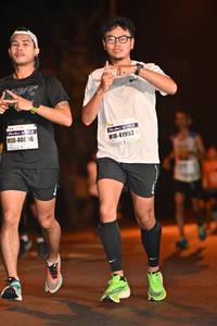 BIB: 46691, 41993
                            <button type="button" onclick="openModal(7457035)" class="btn btn-primary btn-sm float-right btn-popup" data-toggle="modal" data-target=".modal-high-quality">
                        <i class="fas fa-shopping-cart"></i> Add to Cart
                    </button>
                                            <button type="button" onclick="isThisMe(7457035, true)" class="btn btn-success btn-sm float-right btn-popup btn-isme hidden" data-toggle="tooltip" data-placement="bottom" title="นี่คือรูปของคุณใช่ไหม คลิกที่นี่เพื่อเอาเข้าอัลบั้ม">
                        <i class="fas fa-plus"></i> Add to album
                    </button>
                    <button type="button" onclick="isThisMe(7457035, false)" class="btn btn-warning btn-sm float-right btn-popup btn-isnotme hidden">
                        <i class="fas fa-ban"></i> Remove from album
                    </button>