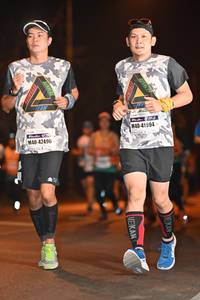 BIB: 41894, 42496
                            <button type="button" onclick="openModal(7523137)" class="btn btn-primary btn-sm float-right btn-popup" data-toggle="modal" data-target=".modal-high-quality">
                        <i class="fas fa-shopping-cart"></i> Add to Cart
                    </button>
                                            <button type="button" onclick="isThisMe(7523137, true)" class="btn btn-success btn-sm float-right btn-popup btn-isme hidden" data-toggle="tooltip" data-placement="bottom" title="นี่คือรูปของคุณใช่ไหม คลิกที่นี่เพื่อเอาเข้าอัลบั้ม">
                        <i class="fas fa-plus"></i> Add to album
                    </button>
                    <button type="button" onclick="isThisMe(7523137, false)" class="btn btn-warning btn-sm float-right btn-popup btn-isnotme hidden">
                        <i class="fas fa-ban"></i> Remove from album
                    </button>