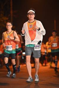 BIB: 41724
                            <button type="button" onclick="openModal(7485900)" class="btn btn-primary btn-sm float-right btn-popup" data-toggle="modal" data-target=".modal-high-quality">
                        <i class="fas fa-shopping-cart"></i> Add to Cart
                    </button>
                                            <button type="button" onclick="isThisMe(7485900, true)" class="btn btn-success btn-sm float-right btn-popup btn-isme hidden" data-toggle="tooltip" data-placement="bottom" title="นี่คือรูปของคุณใช่ไหม คลิกที่นี่เพื่อเอาเข้าอัลบั้ม">
                        <i class="fas fa-plus"></i> Add to album
                    </button>
                    <button type="button" onclick="isThisMe(7485900, false)" class="btn btn-warning btn-sm float-right btn-popup btn-isnotme hidden">
                        <i class="fas fa-ban"></i> Remove from album
                    </button>