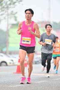 BIB: 11801
                            <button type="button" onclick="openModal(7795682)" class="btn btn-primary btn-sm float-right btn-popup" data-toggle="modal" data-target=".modal-high-quality">
                        <i class="fas fa-shopping-cart"></i> Add to Cart
                    </button>
                                            <button type="button" onclick="isThisMe(7795682, true)" class="btn btn-success btn-sm float-right btn-popup btn-isme hidden" data-toggle="tooltip" data-placement="bottom" title="นี่คือรูปของคุณใช่ไหม คลิกที่นี่เพื่อเอาเข้าอัลบั้ม">
                        <i class="fas fa-plus"></i> Add to album
                    </button>
                    <button type="button" onclick="isThisMe(7795682, false)" class="btn btn-warning btn-sm float-right btn-popup btn-isnotme hidden">
                        <i class="fas fa-ban"></i> Remove from album
                    </button>