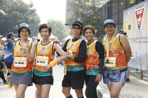 BIB: 10480, 10172, 6099
                            <button type="button" onclick="openModal(8987468)" class="btn btn-primary btn-sm float-right btn-popup" data-toggle="modal" data-target=".modal-high-quality">
                        <i class="fas fa-shopping-cart"></i> Add to Cart
                    </button>
                                            <button type="button" onclick="isThisMe(8987468, true)" class="btn btn-success btn-sm float-right btn-popup btn-isme hidden" data-toggle="tooltip" data-placement="bottom" title="นี่คือรูปของคุณใช่ไหม คลิกที่นี่เพื่อเอาเข้าอัลบั้ม">
                        <i class="fas fa-plus"></i> Add to album
                    </button>
                    <button type="button" onclick="isThisMe(8987468, false)" class="btn btn-warning btn-sm float-right btn-popup btn-isnotme hidden">
                        <i class="fas fa-ban"></i> Remove from album
                    </button>