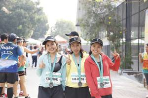 BIB: 0087, 2041
                            <button type="button" onclick="openModal(8987329)" class="btn btn-primary btn-sm float-right btn-popup" data-toggle="modal" data-target=".modal-high-quality">
                        <i class="fas fa-shopping-cart"></i> Add to Cart
                    </button>
                                            <button type="button" onclick="isThisMe(8987329, true)" class="btn btn-success btn-sm float-right btn-popup btn-isme hidden" data-toggle="tooltip" data-placement="bottom" title="นี่คือรูปของคุณใช่ไหม คลิกที่นี่เพื่อเอาเข้าอัลบั้ม">
                        <i class="fas fa-plus"></i> Add to album
                    </button>
                    <button type="button" onclick="isThisMe(8987329, false)" class="btn btn-warning btn-sm float-right btn-popup btn-isnotme hidden">
                        <i class="fas fa-ban"></i> Remove from album
                    </button>