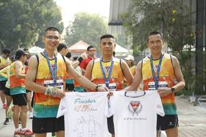 BIB: 42195
                            <button type="button" onclick="openModal(8987246)" class="btn btn-primary btn-sm float-right btn-popup" data-toggle="modal" data-target=".modal-high-quality">
                        <i class="fas fa-shopping-cart"></i> Add to Cart
                    </button>
                                            <button type="button" onclick="isThisMe(8987246, true)" class="btn btn-success btn-sm float-right btn-popup btn-isme hidden" data-toggle="tooltip" data-placement="bottom" title="นี่คือรูปของคุณใช่ไหม คลิกที่นี่เพื่อเอาเข้าอัลบั้ม">
                        <i class="fas fa-plus"></i> Add to album
                    </button>
                    <button type="button" onclick="isThisMe(8987246, false)" class="btn btn-warning btn-sm float-right btn-popup btn-isnotme hidden">
                        <i class="fas fa-ban"></i> Remove from album
                    </button>