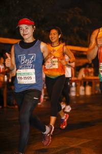 BIB: 709, 25125
                            <button type="button" onclick="openModal(9589726)" class="btn btn-primary btn-sm float-right btn-popup" data-toggle="modal" data-target=".modal-high-quality">
                        <i class="fas fa-shopping-cart"></i> Add to Cart
                    </button>
                                            <button type="button" onclick="isThisMe(9589726, true)" class="btn btn-success btn-sm float-right btn-popup btn-isme hidden" data-toggle="tooltip" data-placement="bottom" title="นี่คือรูปของคุณใช่ไหม คลิกที่นี่เพื่อเอาเข้าอัลบั้ม">
                        <i class="fas fa-plus"></i> Add to album
                    </button>
                    <button type="button" onclick="isThisMe(9589726, false)" class="btn btn-warning btn-sm float-right btn-popup btn-isnotme hidden">
                        <i class="fas fa-ban"></i> Remove from album
                    </button>