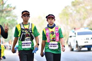 BIB: 41920, 40941
                            <button type="button" onclick="openModal(8568998)" class="btn btn-primary btn-sm float-right btn-popup" data-toggle="modal" data-target=".modal-high-quality">
                        <i class="fas fa-shopping-cart"></i> Add to Cart
                    </button>
                                            <button type="button" onclick="isThisMe(8568998, true)" class="btn btn-success btn-sm float-right btn-popup btn-isme hidden" data-toggle="tooltip" data-placement="bottom" title="นี่คือรูปของคุณใช่ไหม คลิกที่นี่เพื่อเอาเข้าอัลบั้ม">
                        <i class="fas fa-plus"></i> Add to album
                    </button>
                    <button type="button" onclick="isThisMe(8568998, false)" class="btn btn-warning btn-sm float-right btn-popup btn-isnotme hidden">
                        <i class="fas fa-ban"></i> Remove from album
                    </button>