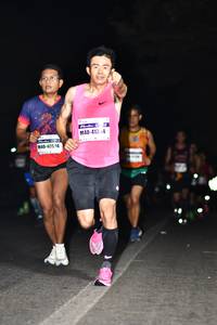 BIB: 4134, 40634
                            <button type="button" onclick="openModal(7293248)" class="btn btn-primary btn-sm float-right btn-popup" data-toggle="modal" data-target=".modal-high-quality">
                        <i class="fas fa-shopping-cart"></i> Add to Cart
                    </button>
                                            <button type="button" onclick="isThisMe(7293248, true)" class="btn btn-success btn-sm float-right btn-popup btn-isme hidden" data-toggle="tooltip" data-placement="bottom" title="นี่คือรูปของคุณใช่ไหม คลิกที่นี่เพื่อเอาเข้าอัลบั้ม">
                        <i class="fas fa-plus"></i> Add to album
                    </button>
                    <button type="button" onclick="isThisMe(7293248, false)" class="btn btn-warning btn-sm float-right btn-popup btn-isnotme hidden">
                        <i class="fas fa-ban"></i> Remove from album
                    </button>