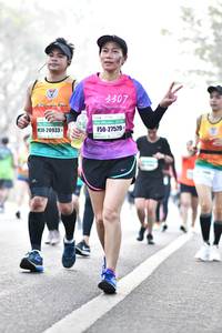 BIB: 3307, 2757, 20933
                            <button type="button" onclick="openModal(8538693)" class="btn btn-primary btn-sm float-right btn-popup" data-toggle="modal" data-target=".modal-high-quality">
                        <i class="fas fa-shopping-cart"></i> Add to Cart
                    </button>
                                            <button type="button" onclick="isThisMe(8538693, true)" class="btn btn-success btn-sm float-right btn-popup btn-isme hidden" data-toggle="tooltip" data-placement="bottom" title="นี่คือรูปของคุณใช่ไหม คลิกที่นี่เพื่อเอาเข้าอัลบั้ม">
                        <i class="fas fa-plus"></i> Add to album
                    </button>
                    <button type="button" onclick="isThisMe(8538693, false)" class="btn btn-warning btn-sm float-right btn-popup btn-isnotme hidden">
                        <i class="fas fa-ban"></i> Remove from album
                    </button>