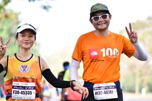 BIB: 100, 42195, 45335, 421952, 46741
                            <button type="button" onclick="openModal(8567938)" class="btn btn-primary btn-sm float-right btn-popup" data-toggle="modal" data-target=".modal-high-quality">
                        <i class="fas fa-shopping-cart"></i> Add to Cart
                    </button>
                                            <button type="button" onclick="isThisMe(8567938, true)" class="btn btn-success btn-sm float-right btn-popup btn-isme hidden" data-toggle="tooltip" data-placement="bottom" title="นี่คือรูปของคุณใช่ไหม คลิกที่นี่เพื่อเอาเข้าอัลบั้ม">
                        <i class="fas fa-plus"></i> Add to album
                    </button>
                    <button type="button" onclick="isThisMe(8567938, false)" class="btn btn-warning btn-sm float-right btn-popup btn-isnotme hidden">
                        <i class="fas fa-ban"></i> Remove from album
                    </button>