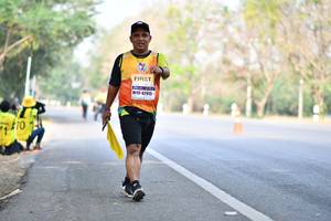 BIB: 042915, 
                            <button type="button" onclick="openModal(8569422)" class="btn btn-primary btn-sm float-right btn-popup" data-toggle="modal" data-target=".modal-high-quality">
                        <i class="fas fa-shopping-cart"></i> Add to Cart
                    </button>
                                            <button type="button" onclick="isThisMe(8569422, true)" class="btn btn-success btn-sm float-right btn-popup btn-isme hidden" data-toggle="tooltip" data-placement="bottom" title="นี่คือรูปของคุณใช่ไหม คลิกที่นี่เพื่อเอาเข้าอัลบั้ม">
                        <i class="fas fa-plus"></i> Add to album
                    </button>
                    <button type="button" onclick="isThisMe(8569422, false)" class="btn btn-warning btn-sm float-right btn-popup btn-isnotme hidden">
                        <i class="fas fa-ban"></i> Remove from album
                    </button>