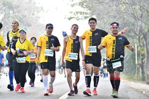 BIB: 2664, 26112, 21711, 27205
                            <button type="button" onclick="openModal(9887487)" class="btn btn-primary btn-sm float-right btn-popup" data-toggle="modal" data-target=".modal-high-quality">
                        <i class="fas fa-shopping-cart"></i> Add to Cart
                    </button>
                                            <button type="button" onclick="isThisMe(9887487, true)" class="btn btn-success btn-sm float-right btn-popup btn-isme hidden" data-toggle="tooltip" data-placement="bottom" title="นี่คือรูปของคุณใช่ไหม คลิกที่นี่เพื่อเอาเข้าอัลบั้ม">
                        <i class="fas fa-plus"></i> Add to album
                    </button>
                    <button type="button" onclick="isThisMe(9887487, false)" class="btn btn-warning btn-sm float-right btn-popup btn-isnotme hidden">
                        <i class="fas fa-ban"></i> Remove from album
                    </button>
